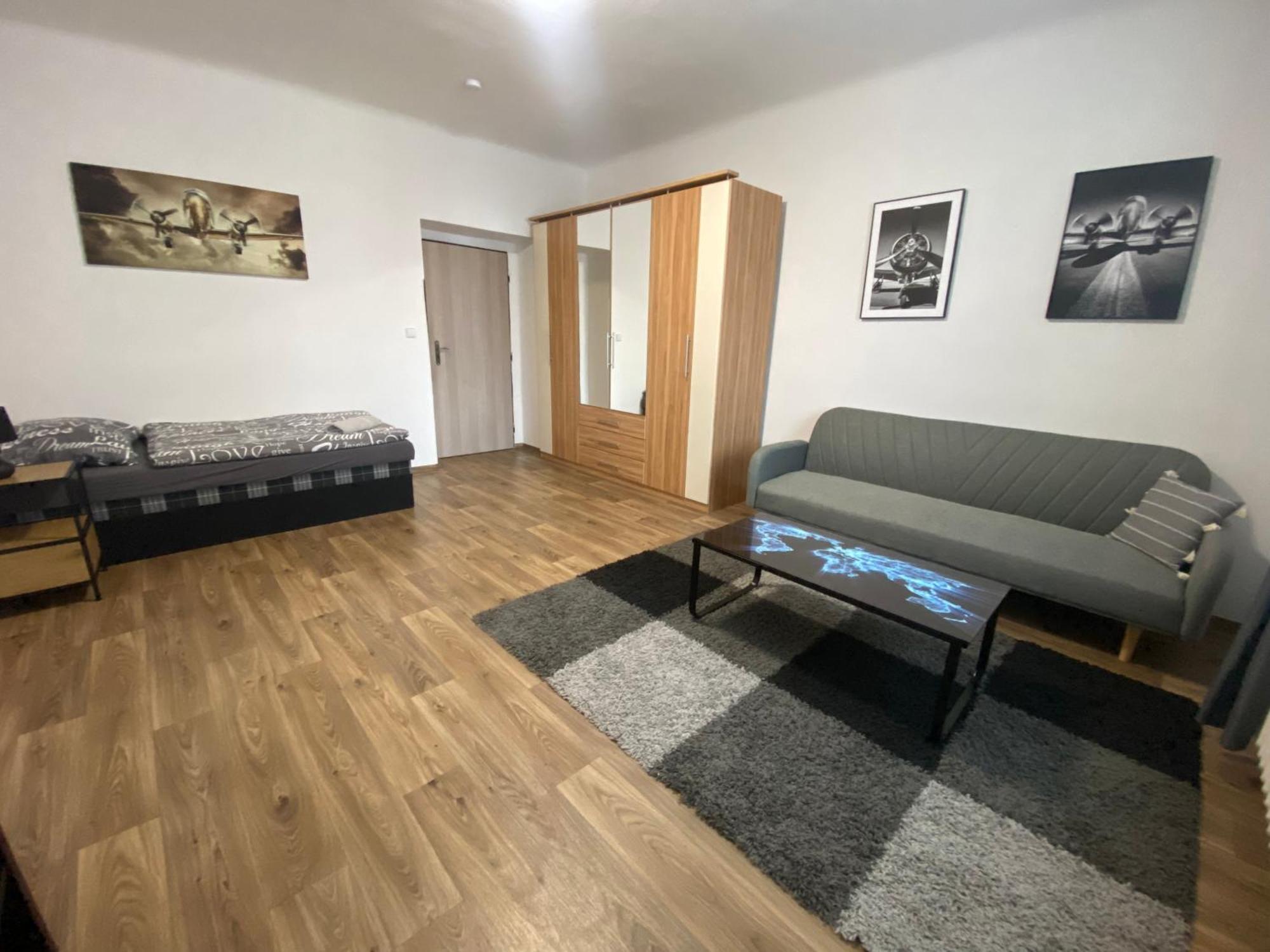Cerna Ruze - Apartman 3 Plzeň Buitenkant foto