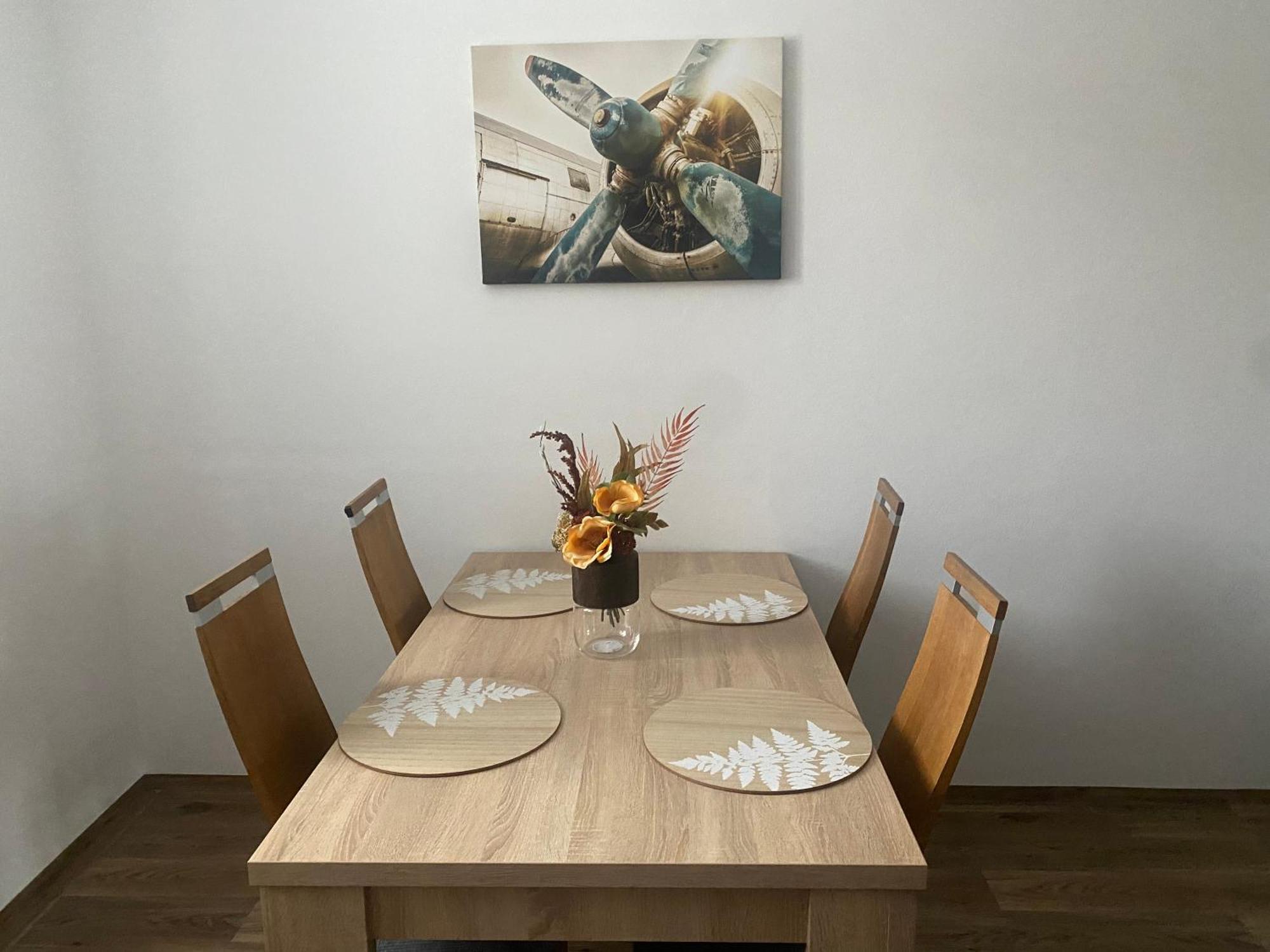 Cerna Ruze - Apartman 3 Plzeň Buitenkant foto