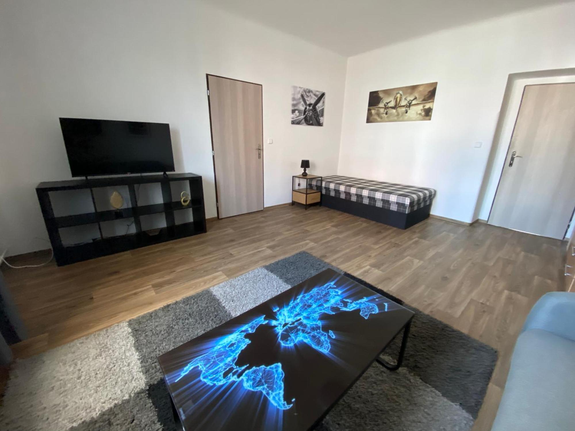 Cerna Ruze - Apartman 3 Plzeň Buitenkant foto